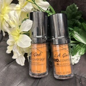 2 - LA Girl PRO Coverage Cream Foundation Illuminating Finish GLM651 Bronze